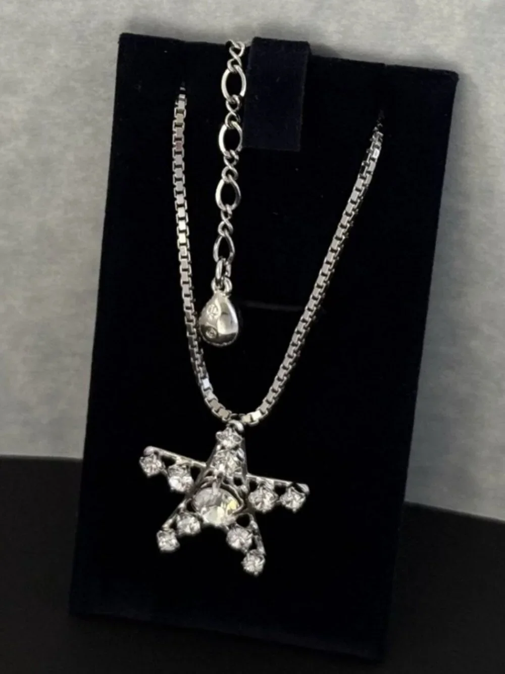 Swarovski Star Pendant Necklace Crystal Silver Tone Chain 2005 Jewelry 877534